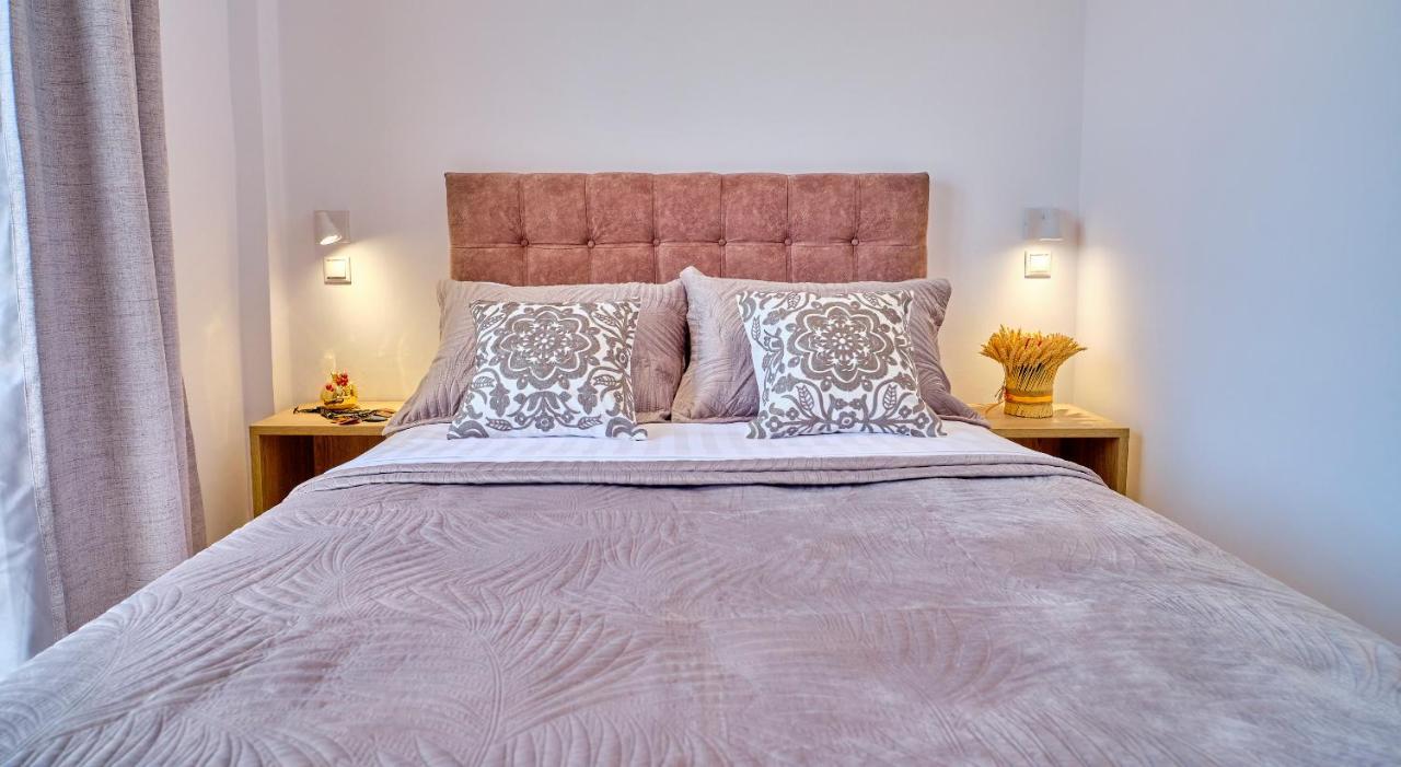 Sunflower Suites Gouvia Corfu Exterior foto