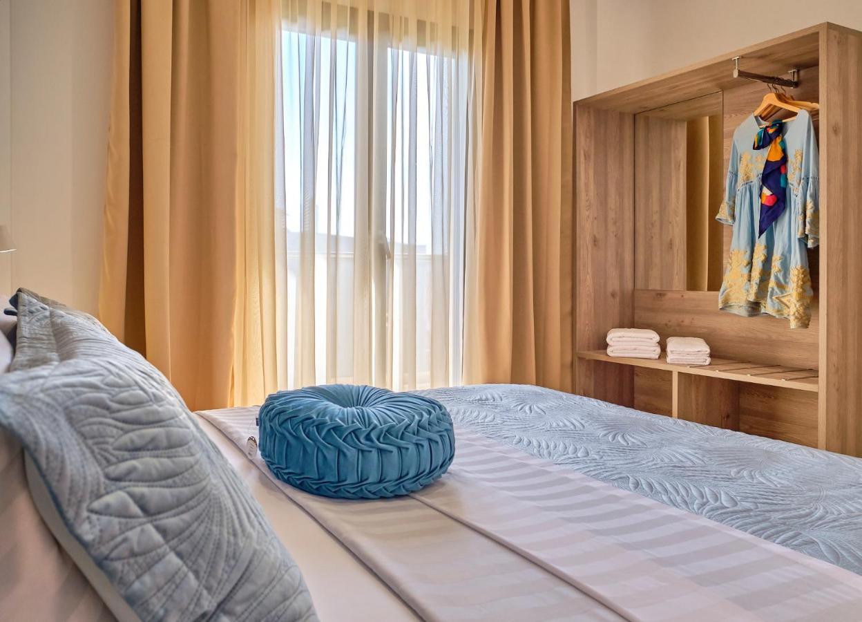Sunflower Suites Gouvia Corfu Exterior foto